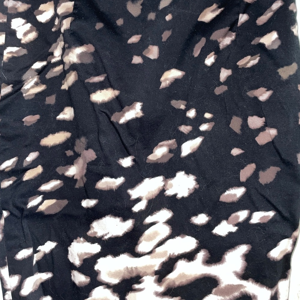 Tahari size 6